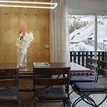 Apartamento Hellochalet - The View - To Door With Matterhorn View *