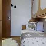 Hellochalet - The View - To Door With Matterhorn View