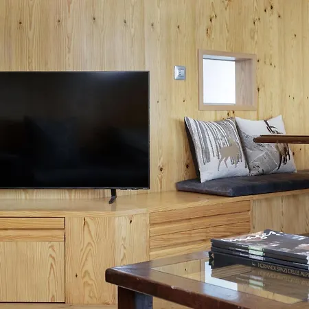 Appartamento Hellochalet - The View - To Door With Matterhorn View